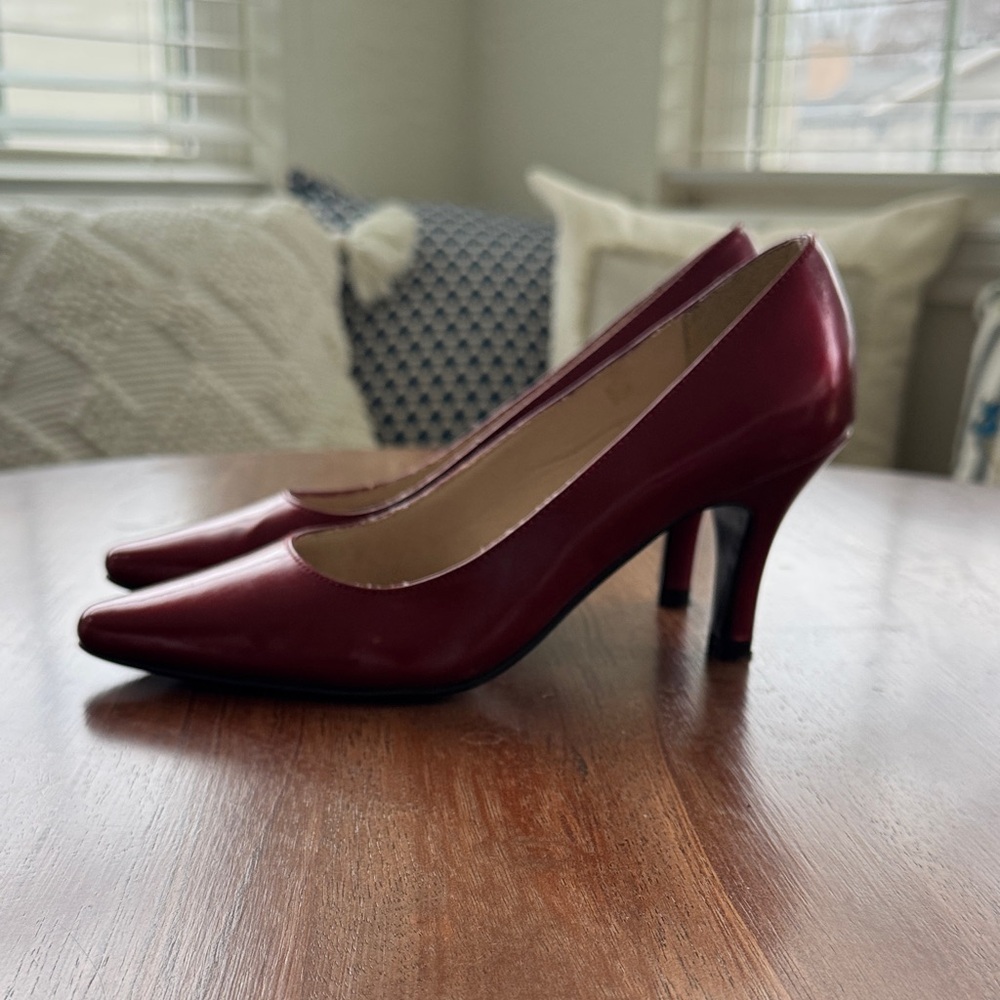 Life Stride Red Heels